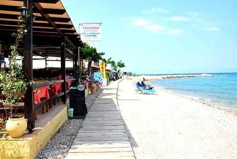 Georgia Beach Apartments Месонґі Екстер'єр фото